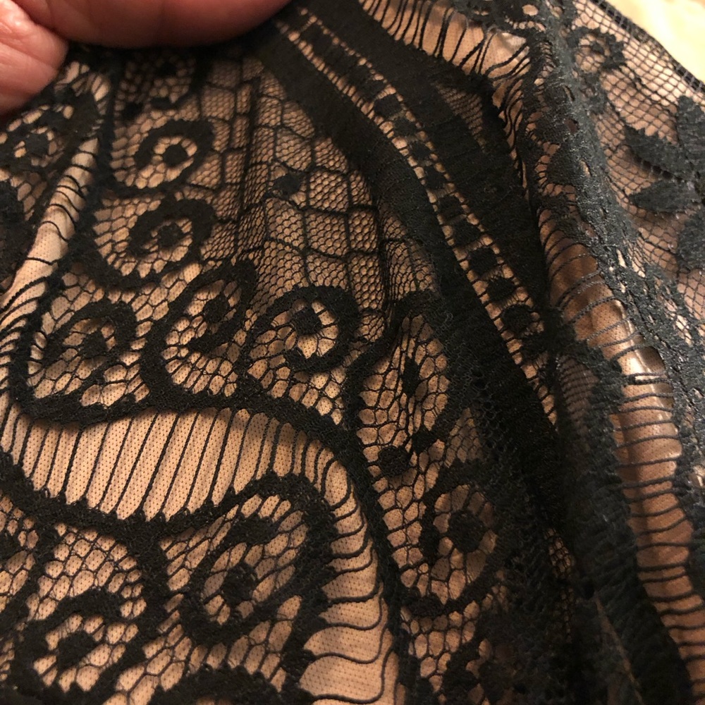 LBD Adrianna Papelli lace bodice tired cocktail dress Sz 12 Sofia Loren - Picture 6 of 10